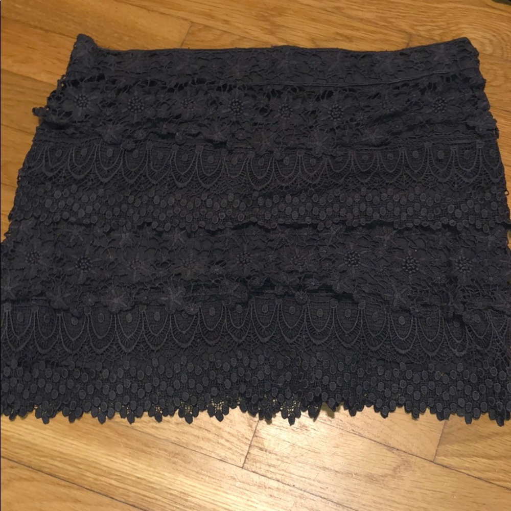 American Eagle Lace Skirt